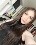 Cansu Karayel Onlyfans pictures