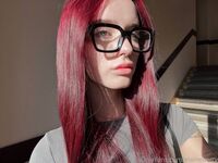 Elaine Berry Onlyfans pictures