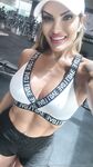 Fabyzinha Oficial Onlyfans pictures