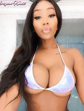 Morgan  West Onlyfans pictures