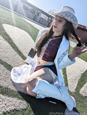 Nyxi_Leon Onlyfans pictures