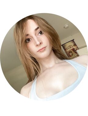 Clemyclue8811 Onlyfans pictures