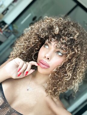 Romy Abergel Onlyfans pictures