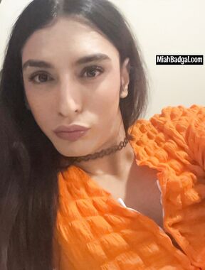 Miah Badgal Onlyfans pictures