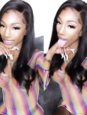 Naomi Amour  Onlyfans pictures