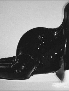 SAINT SHINAINA Onlyfans pictures