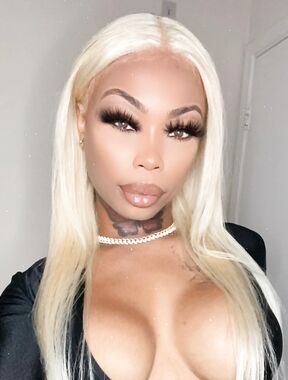 Kimmy DaDoll  Onlyfans pictures