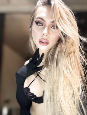 Michelle San Leon Onlyfans pictures