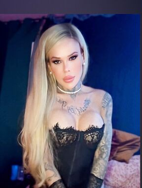 Clara Lima ts Onlyfans pictures