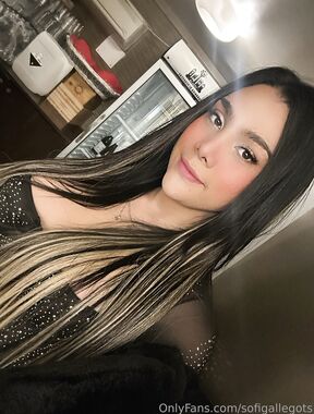 SOFIBIGCOCK Onlyfans pictures 2