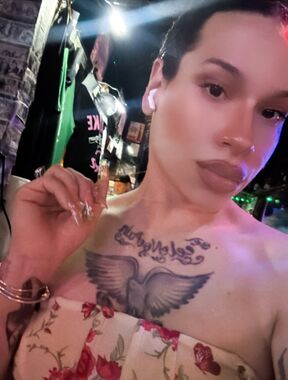 PrettiVe Onlyfans pictures