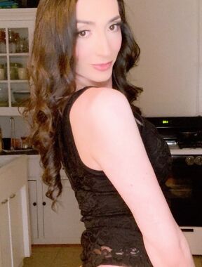 Holey Triniti Onlyfans pictures