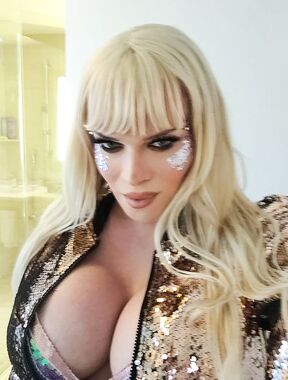 Jesse Flores Onlyfans pictures 2