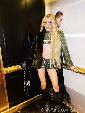 Suzie XXL  Onlyfans pictures 2