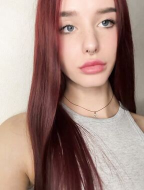 Elaine Berry Onlyfans pictures