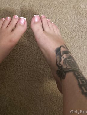 QueenBarbie Onlyfans pictures