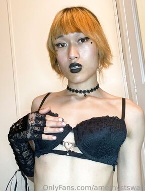 TS Annie Onlyfans pictures