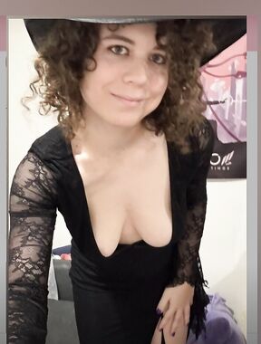 Veronica Snow Onlyfans pictures