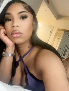 TS Cash Onlyfans pictures 2