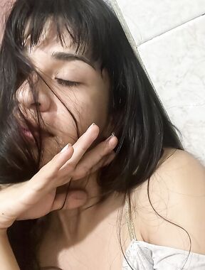 Mara Brannds Onlyfans pictures