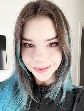 dinapoison Onlyfans pictures